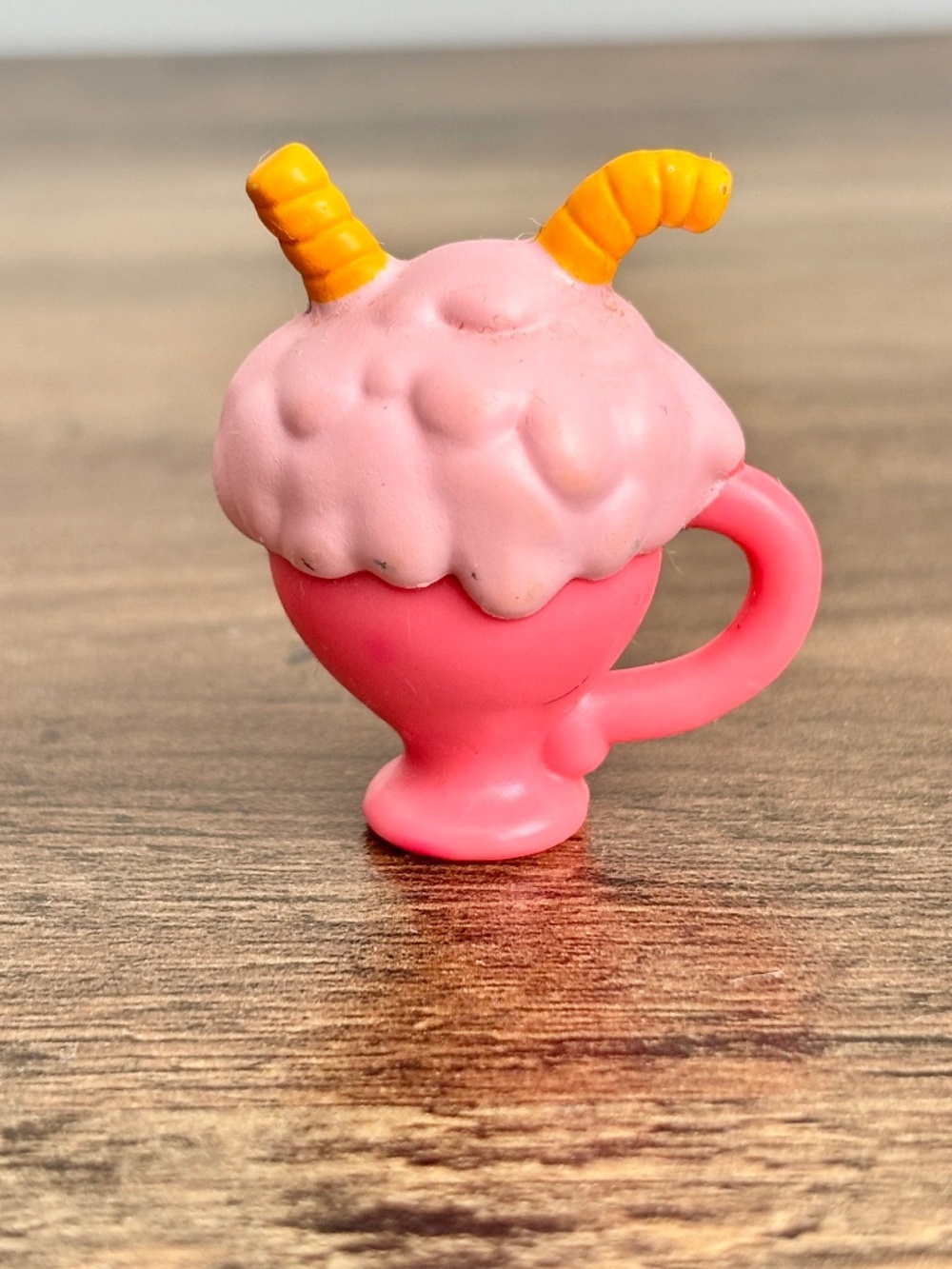 VINTAGE 1984 Care Bears Share a Like Shake Milkshake Accessory Kenner PVC Toy
